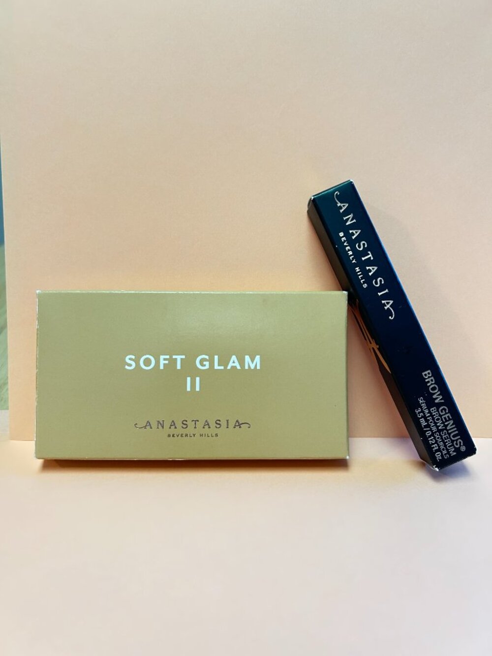 ANASTASIA BEVERLY HILLS BROW GENIUS SERUM + SOFT GLAM II EYESHADOW Bundle